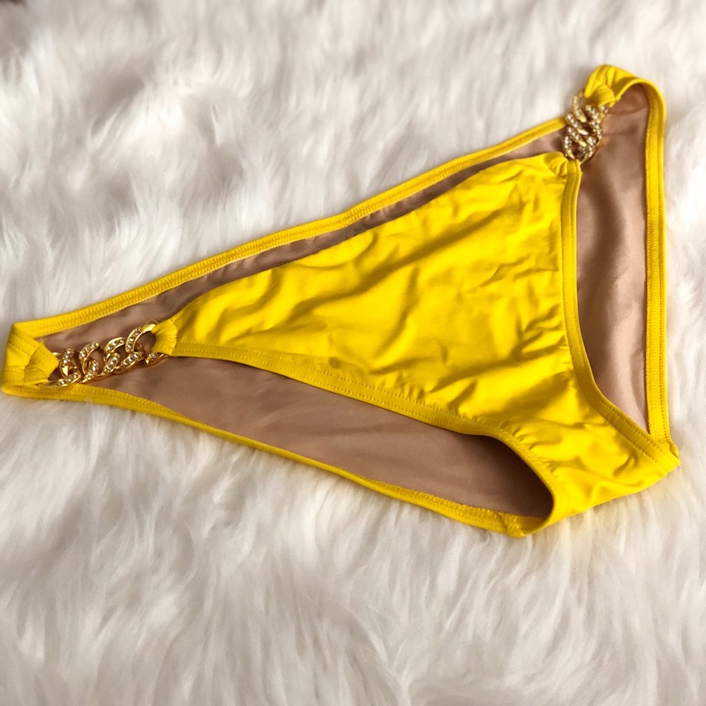 NWOT Victoria’s Secret Bikini Bottoms